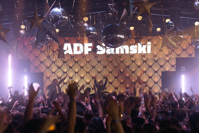 ADF Samski, Dance Area